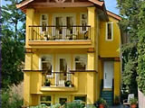 The Yellow House Bed & Breakfast